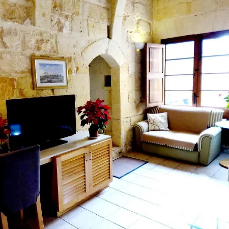Ir-remissa Holiday Farmhouse W/pool