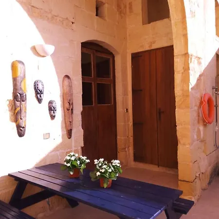 Ir-remissa Holiday Farmhouse W/pool Holiday home Xaghra